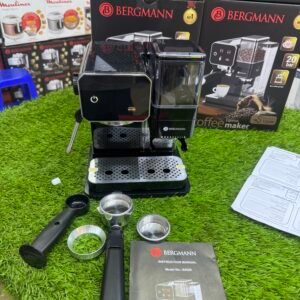 Machine à Espresso et Cappuccino Bergmann - Puissance 1350W, 20 bars